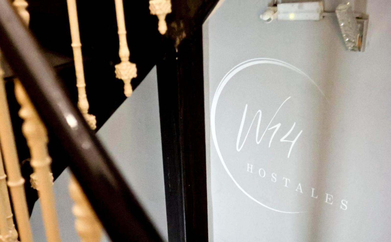 W14 Hostales Vigo Exterior photo